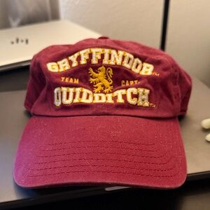 Vintage Early 2000’s Gryffindor Quidditch Maroon Cap